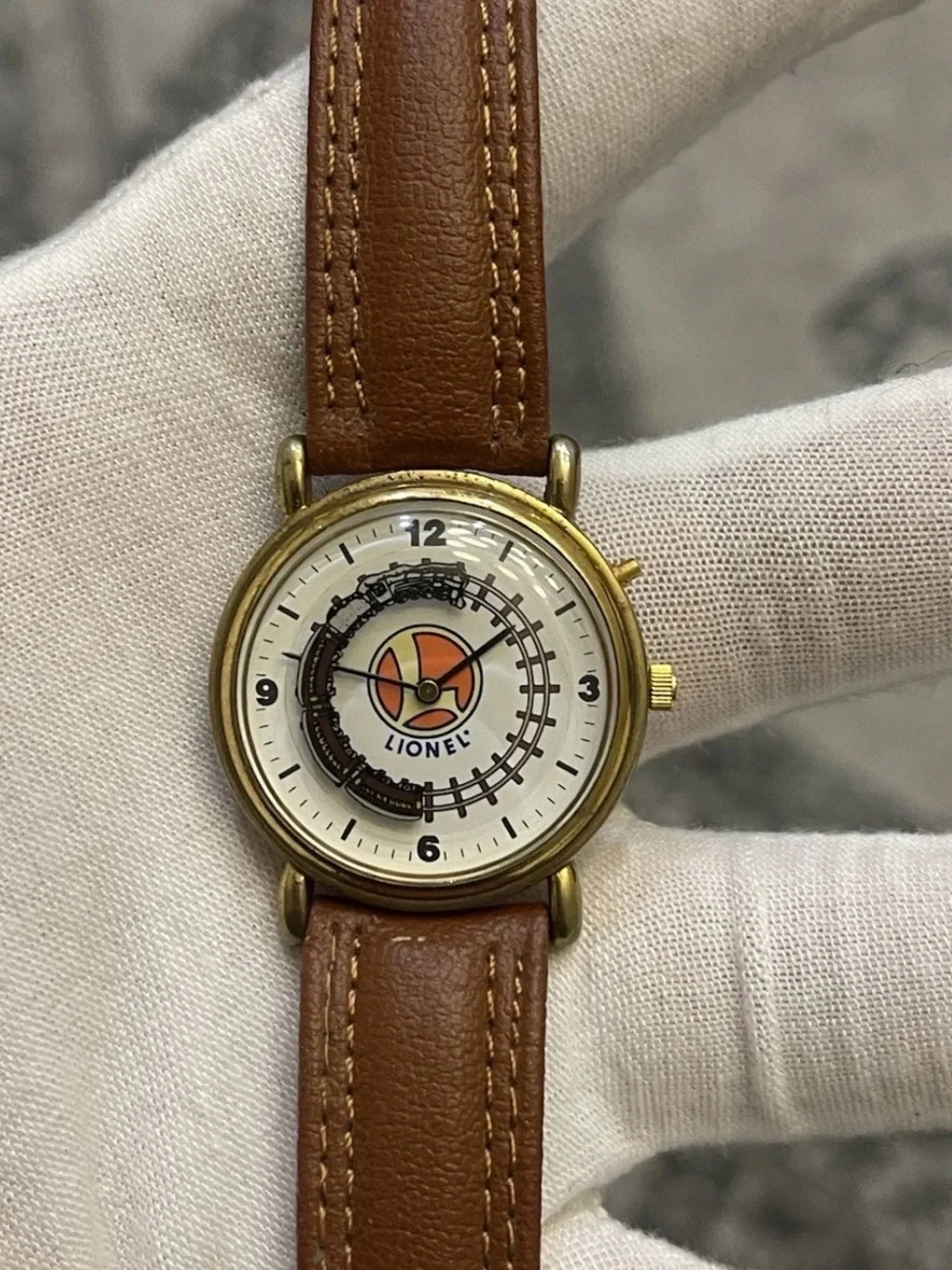 Vintage Lionel Legendary Collectible Train Watch Gold Tone Leather 33mm Men's